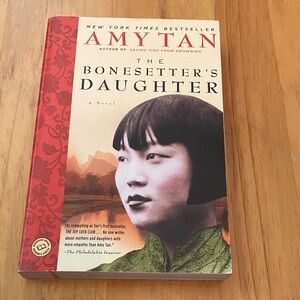 The Bonesetter's Daughter by Amy Tan Paperback Book